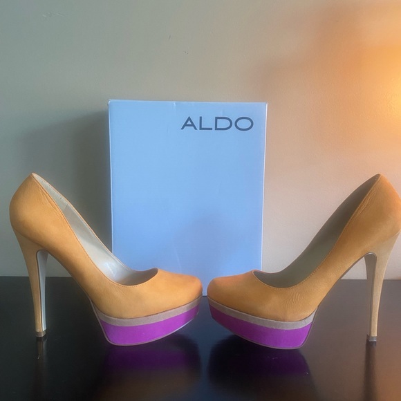 Aldo Antonini-65 size US 10 Tangerine/hot pink. 4.5” heel 1 1/4” platform - Picture 2 of 10